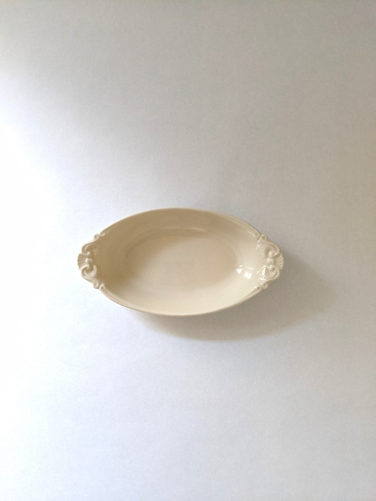 【数量＆期間限定】studio m'（スタジオエム） アカンサス / 白・グレー