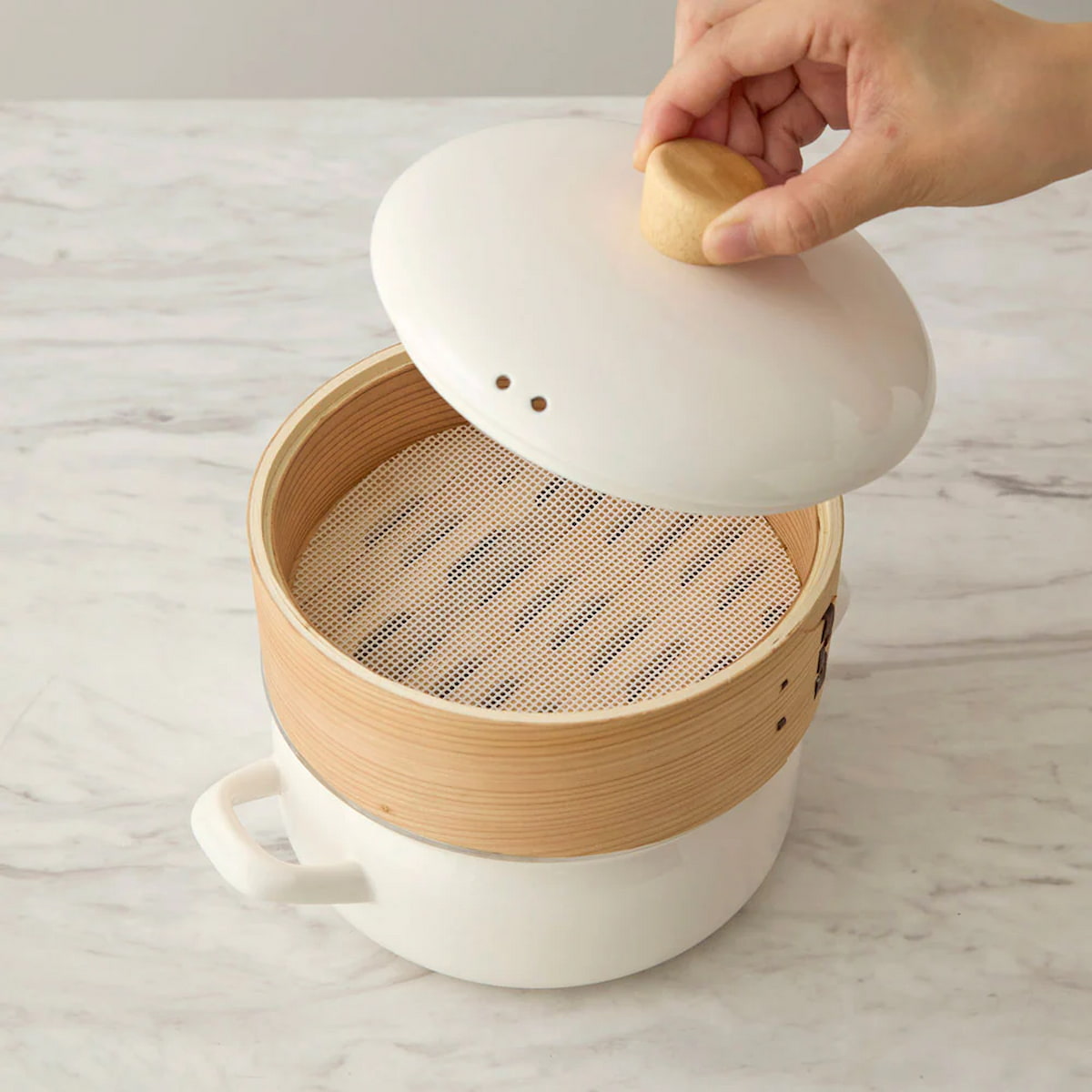 富士ホーロー せいろ付きホーロー鍋（18cm）ホワイト