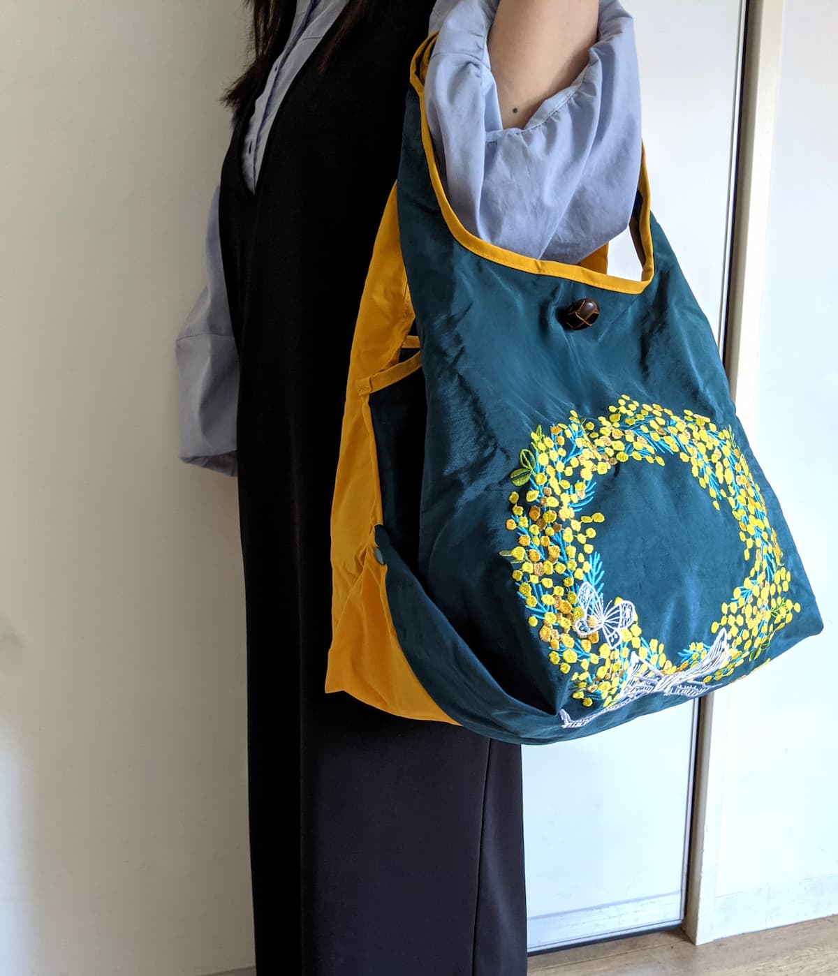 【2点以上で送料無料】DESIGNERS JAPAN 刺繍トートバッグ