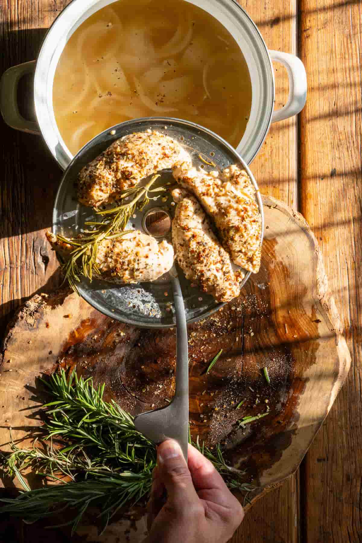 富士ホーロー マルチホーロー鍋 ハットポット（18センチ）蒸し器付き