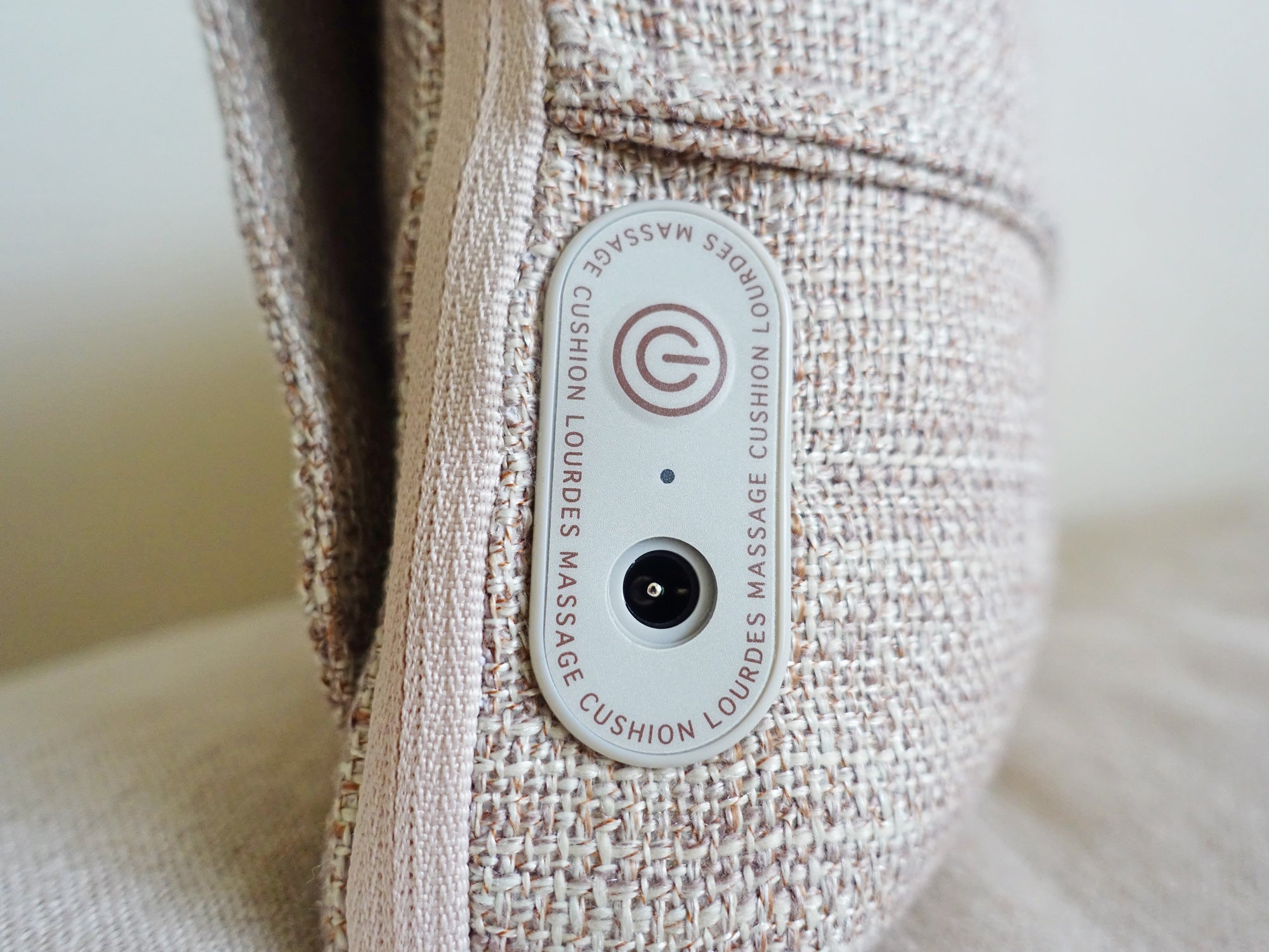 アテックス ルルド マッサージクッション ミニ（ピンク・ベージュ