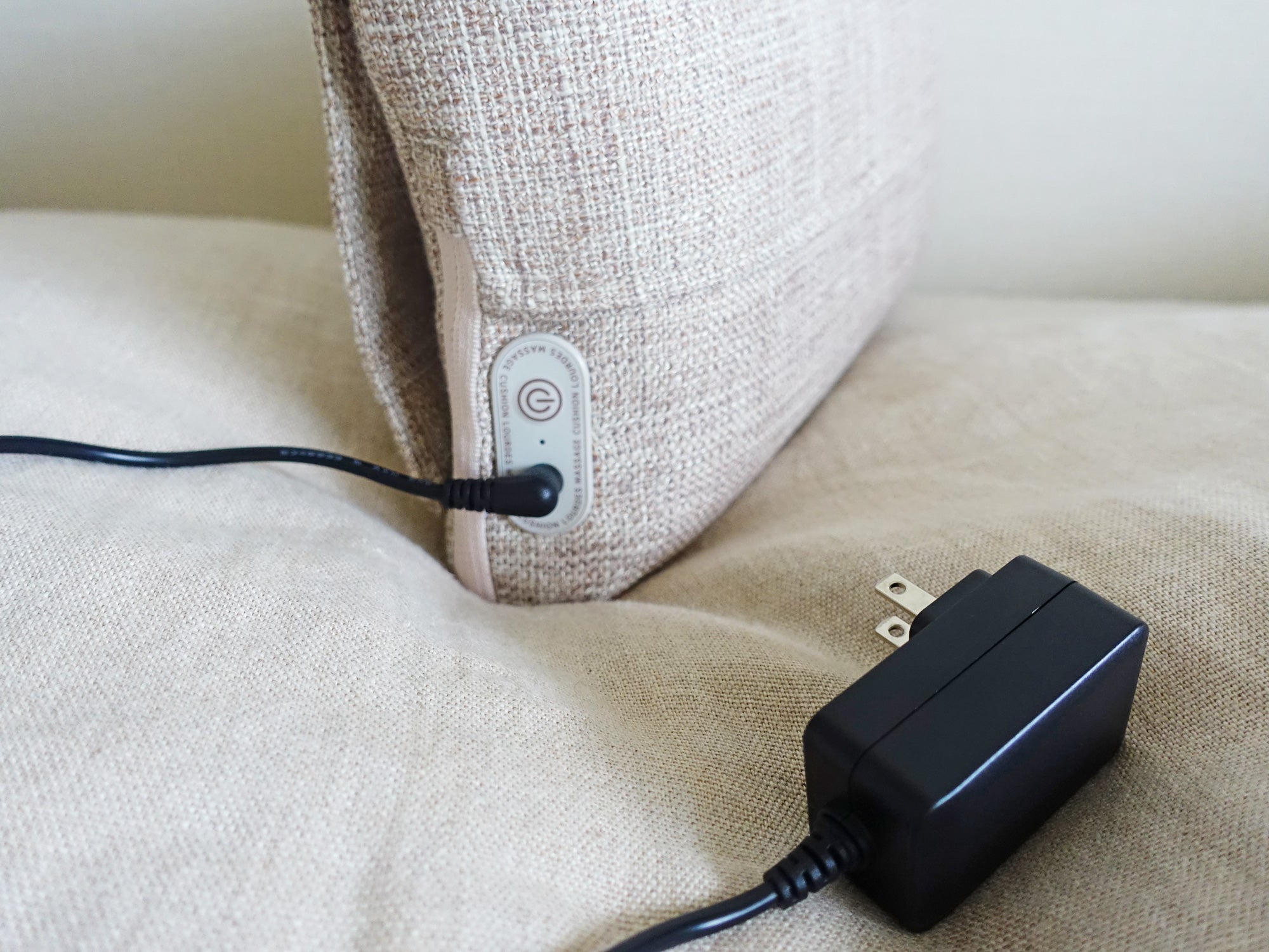 アテックス ルルド マッサージクッション ミニ（ピンク・ベージュ