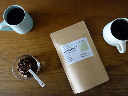 Aima限定Blank_coffee 中煎りコーヒー豆 とマグカップ