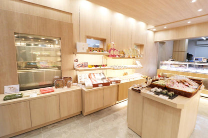大阪甘泉堂　店舗内