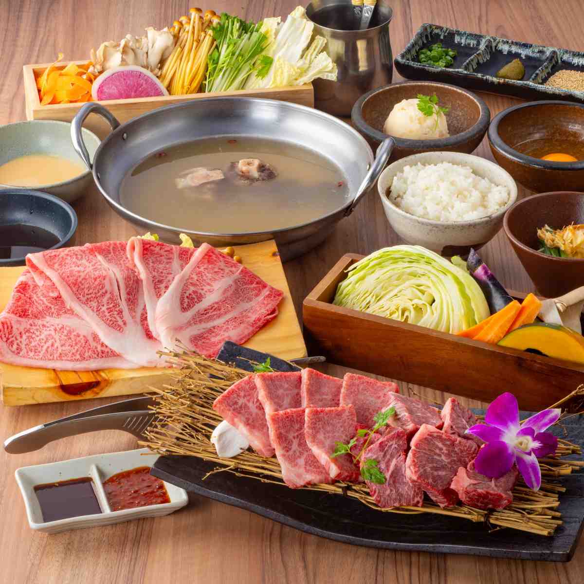 お皿に並べている仙台牛