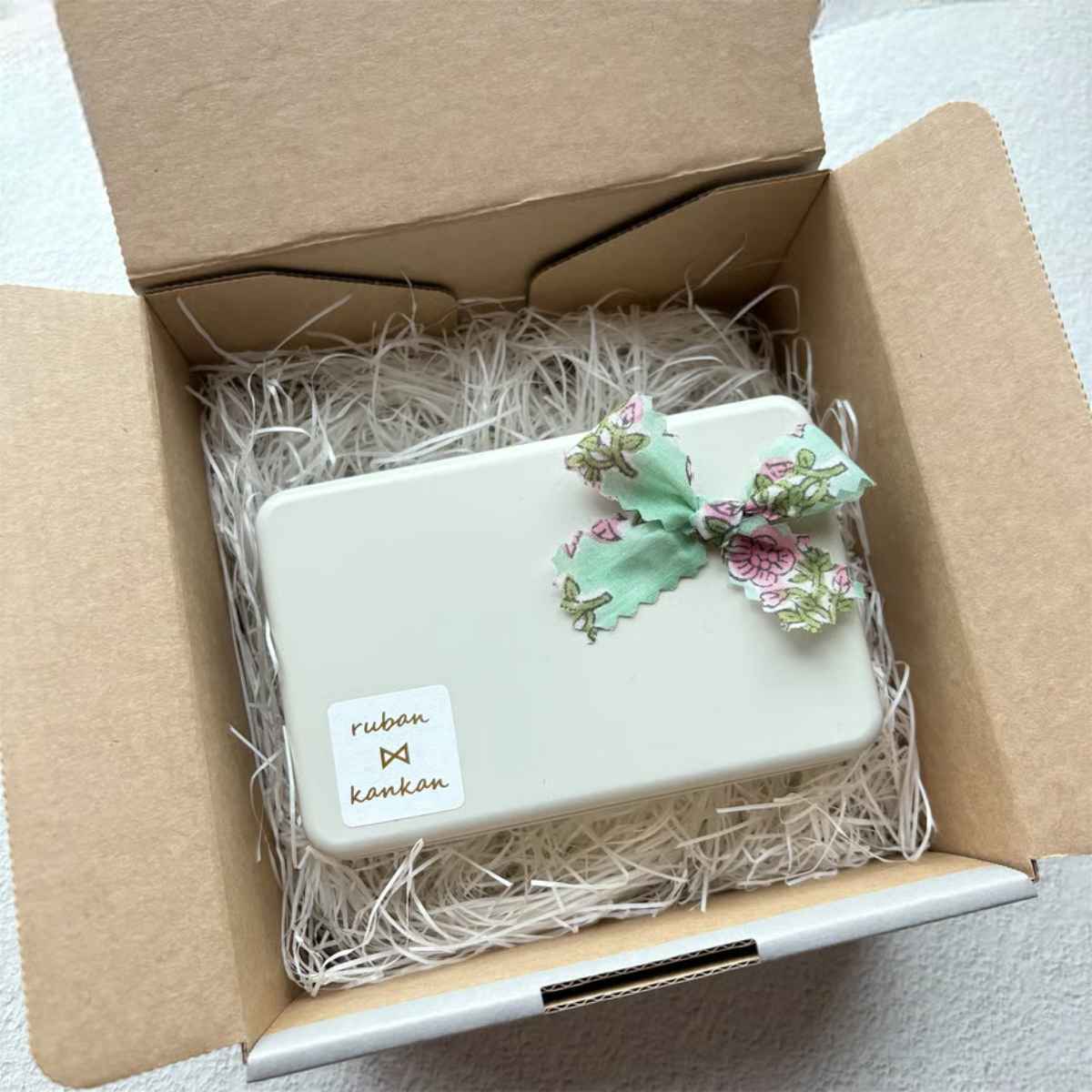 米粉と麹の発酵クッキーkan （小花缶）ギフトBOX／暮らしと発酵mitsuya