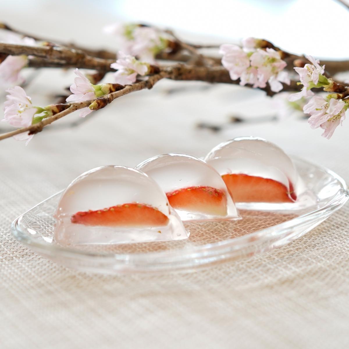 桜水晶の葛をカットした断面